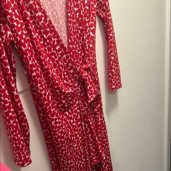 BCBG Red Sheer Plunging V-Neck Midi Dress - Picture 4 of 4